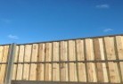 Moyarralap-and-cap-timber-fencing-3.jpg; ?>